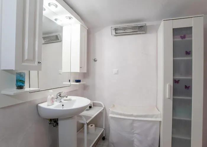 Overlooking Sea Maisonette With Bbq For 7 Ppl Апартаменты *